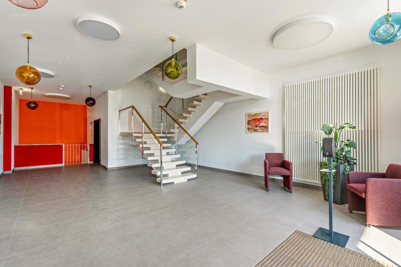 Апартаменти Huber Living Basic 203 Ґермерінґ Екстер'єр фото